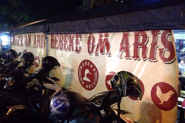 Bebek Om Aris Dago Bandung Bebek Om Aris Dago Bandung